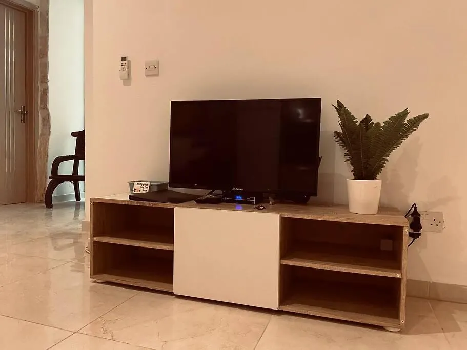 Vallettadreamsuites Groud Floor Shared Sea View Rooof Terrace Apartment