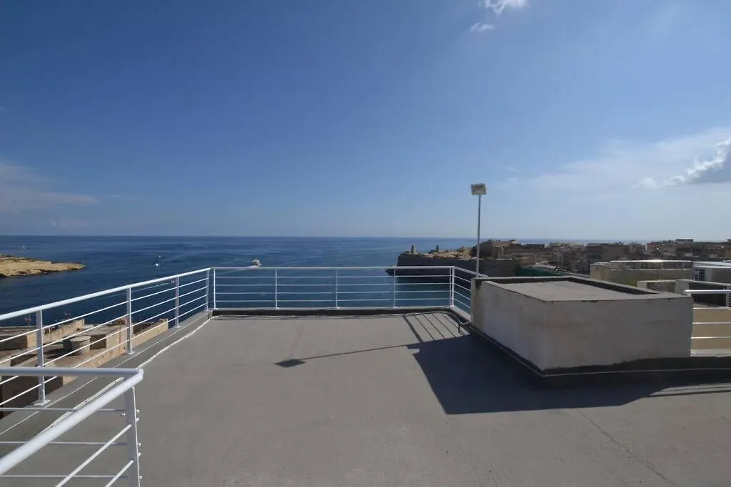 Vallettadreamsuites Groud Floor Shared Sea View Rooof Terrace 0*, Valletta