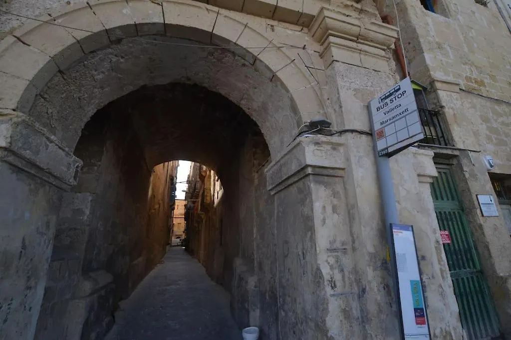 Vallettadreamsuites Groud Floor Shared Sea View Rooof Terrace 0*, Valletta